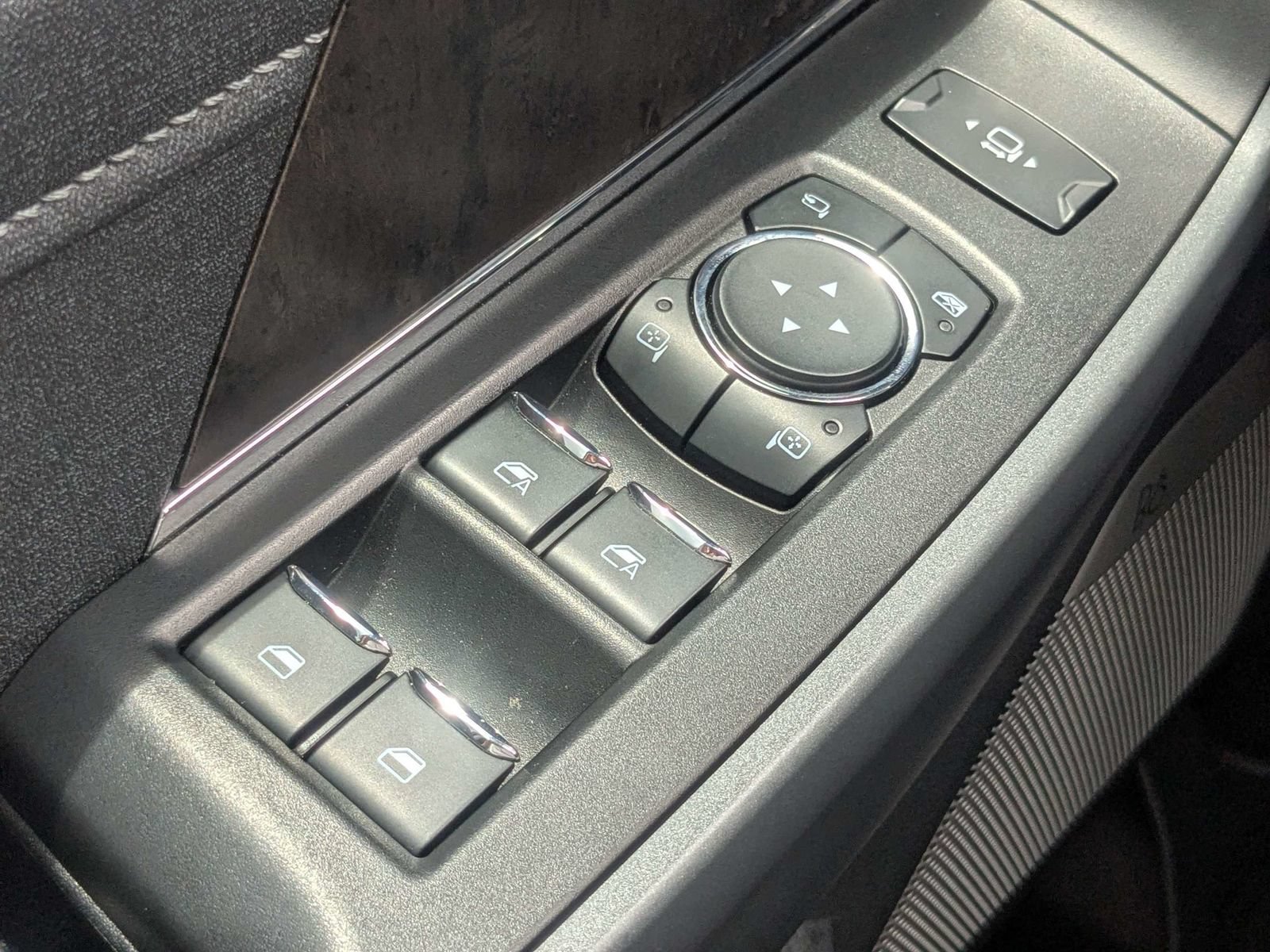 Used 2024 Ford F250 Lariat w/ Lariat Ultimate Package AWD/4WD image 27