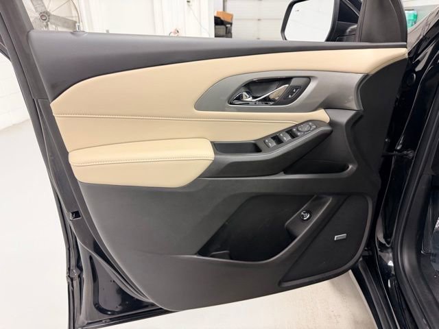 Certified 2023 Chevrolet Traverse LT w/ LT Premium Package image 22