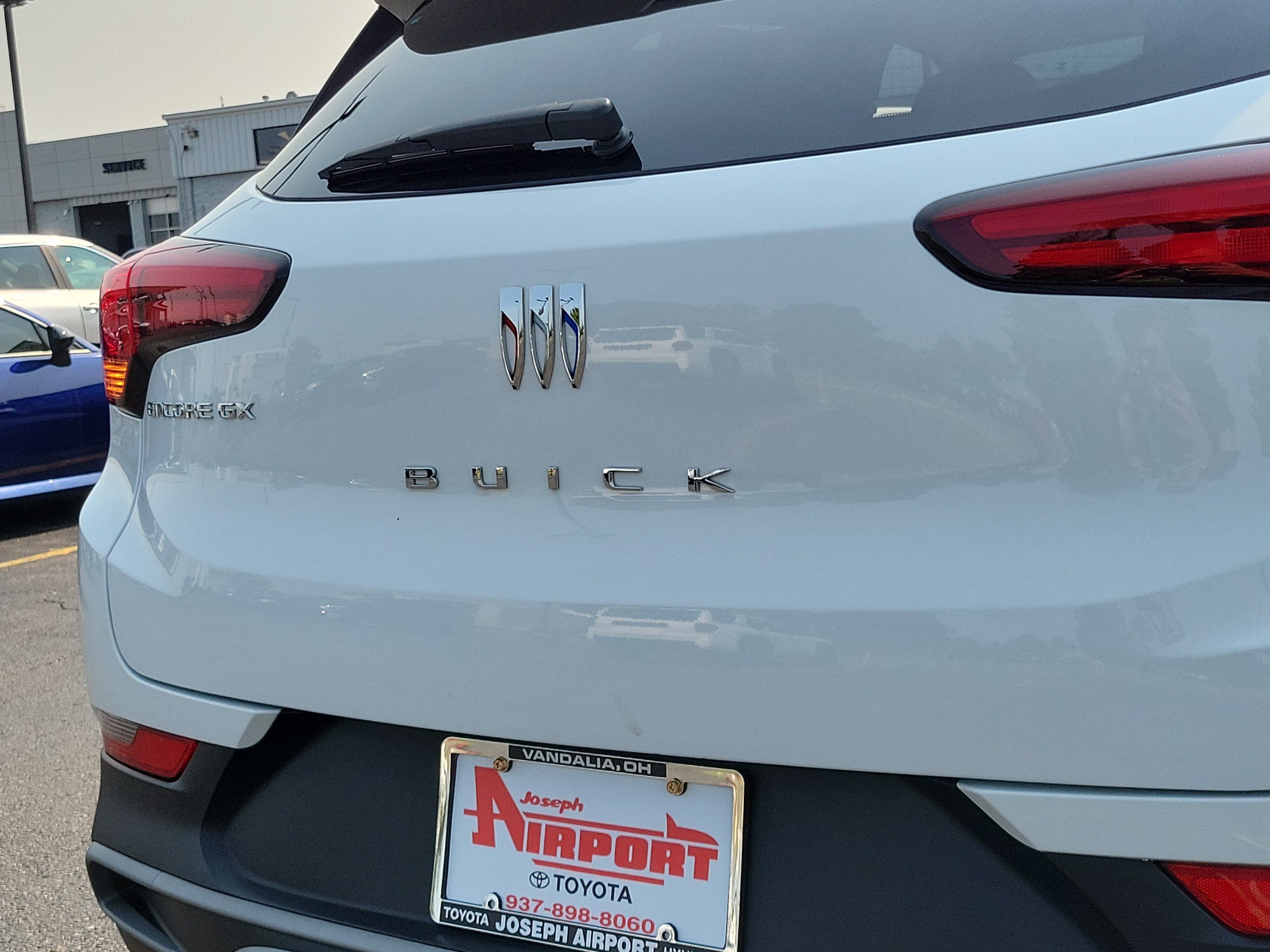 Used 2024 Buick Encore GX Preferred FWD image 7