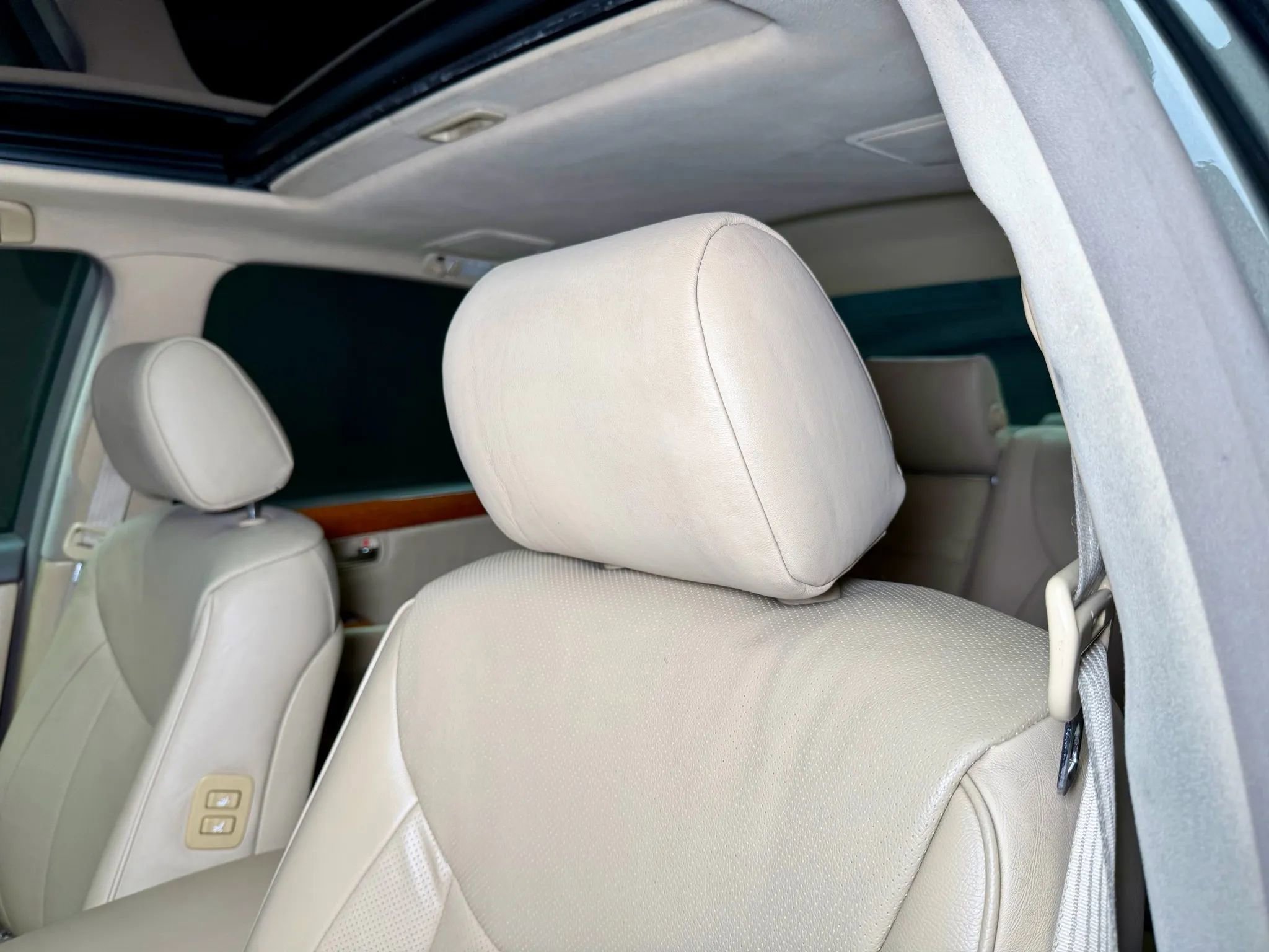 Used 2005 Lexus LS 430 image 37