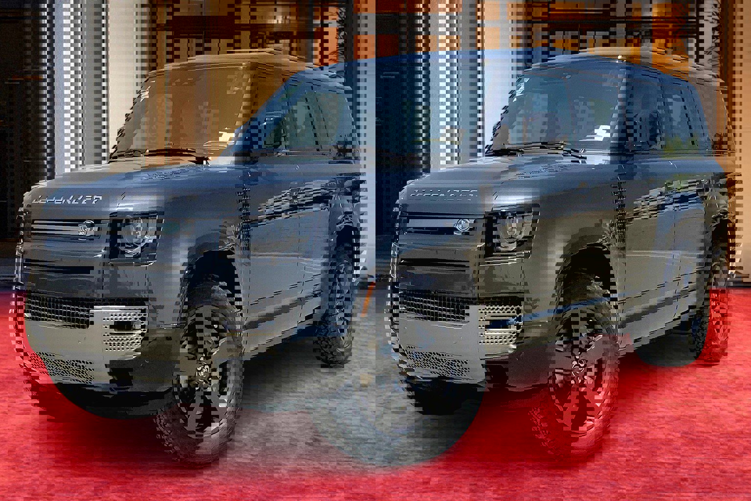New 2025 Land Rover Defender 130 X-Dynamic SE