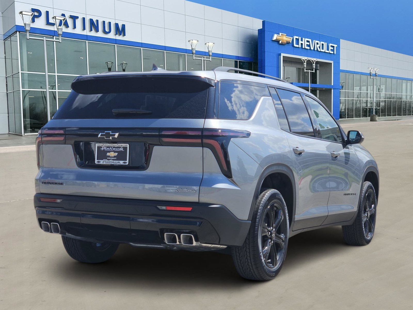 New 2027 Chevrolet Traverse LT w/ Midnight/Sport Edition FWD image 5