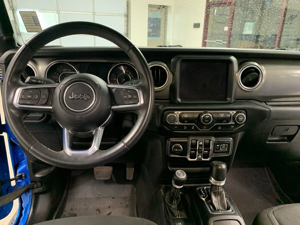Certified 2023 Jeep Wrangler Unlimited Sahara AWD/4WD image 16