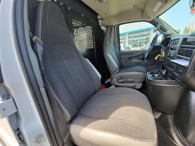 Used 2025 Chevrolet Express 2500 w/ Driver Convenience Package RWD image 22