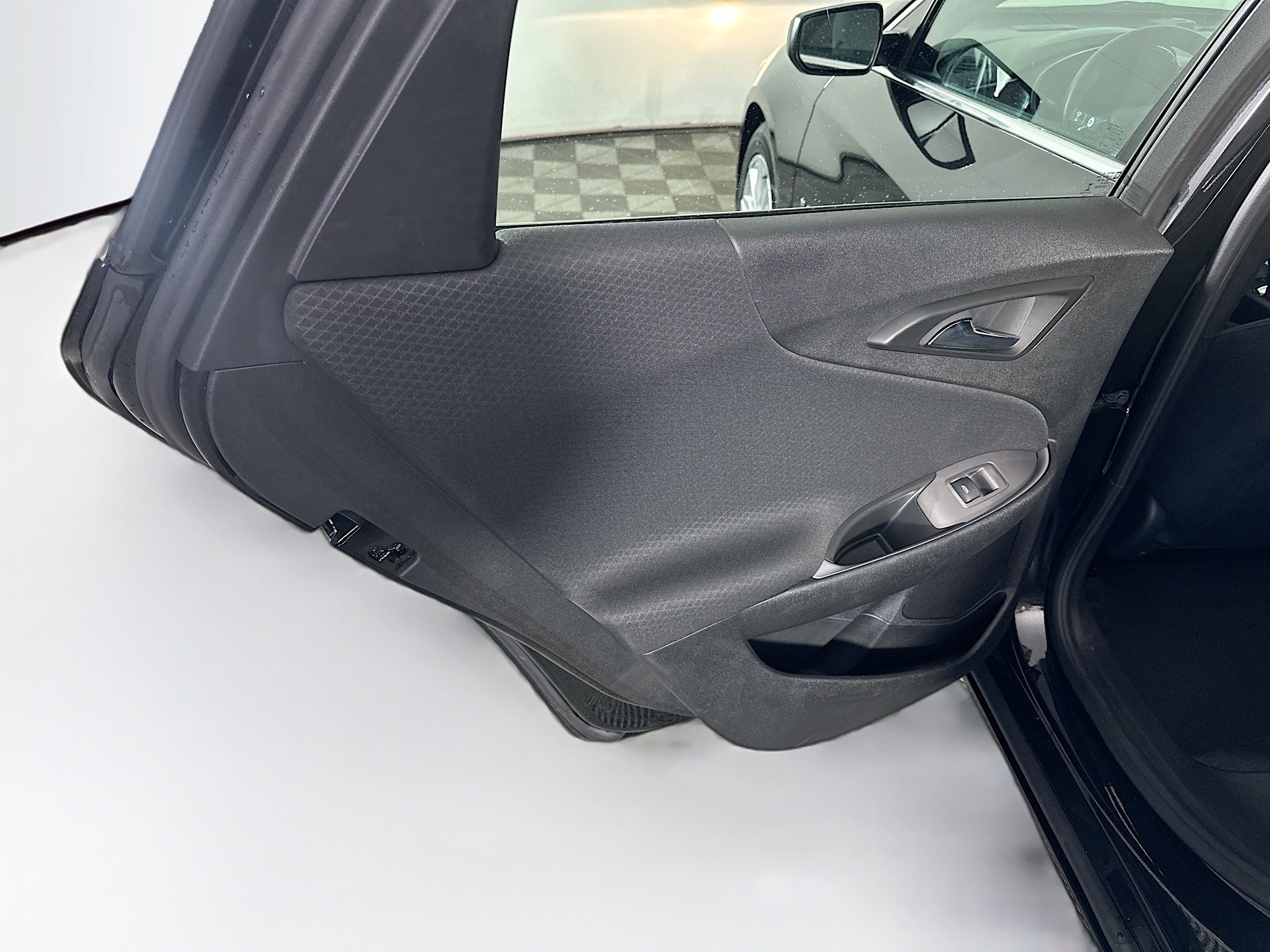 Used 2024 Chevrolet Malibu LT image 25