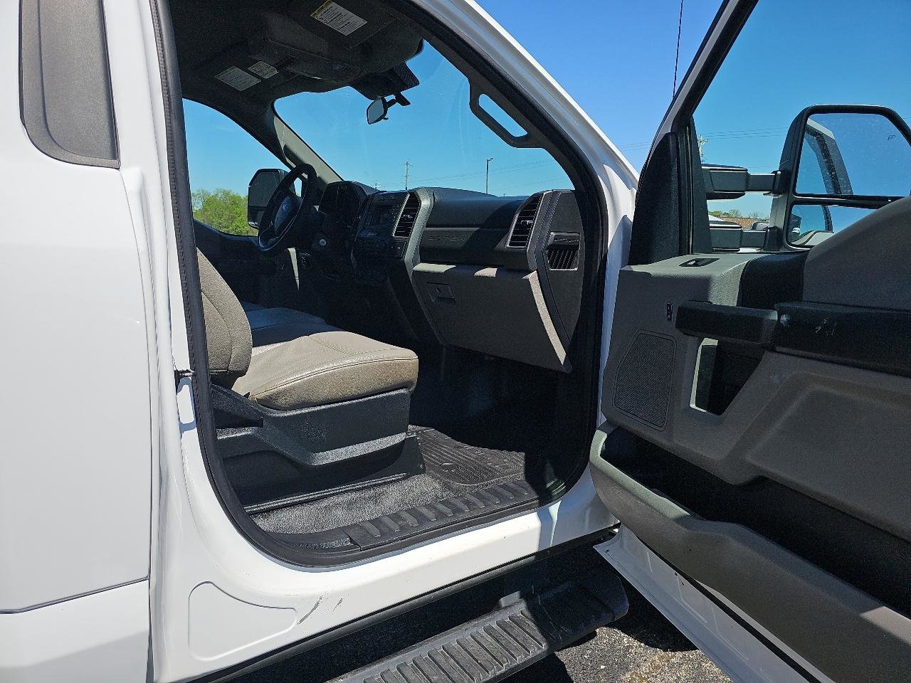 Used 2021 Ford F250 XL w/ STX Appearance Package AWD/4WD image 21