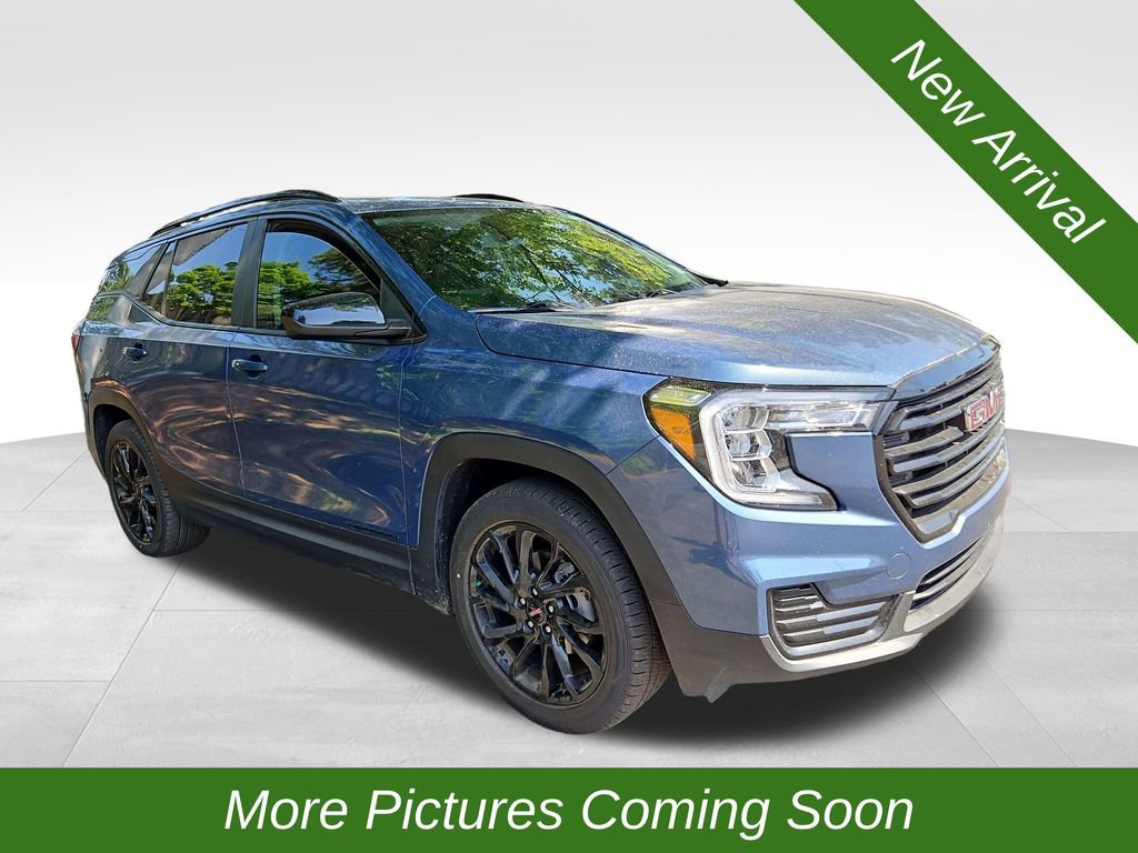 Used 2024 GMC Terrain SLE w/ Driver Convenience Package FWD image 1