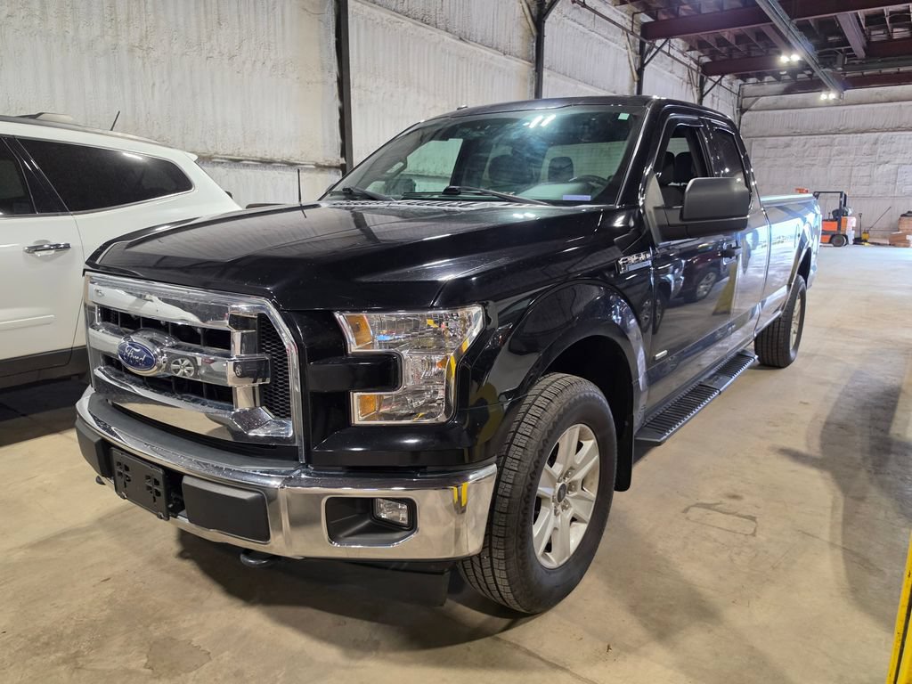 Used 2017 Ford F150 XLT w/ Heavy-Duty Payload Package AWD/4WD image 1
