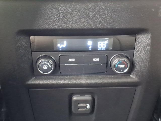 Used 2022 Chevrolet Traverse LT w/ LPO, Cargo Package image 22