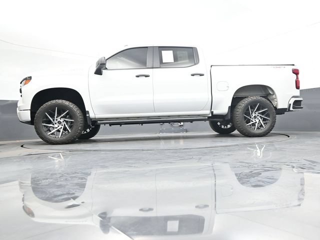 Used 2023 Chevrolet Silverado 1500 Custom AWD/4WD image 32