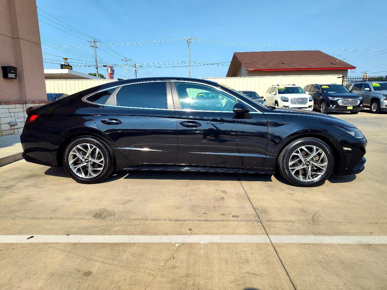 Used 2021 Hyundai Sonata SEL w/ Cargo Package image 4