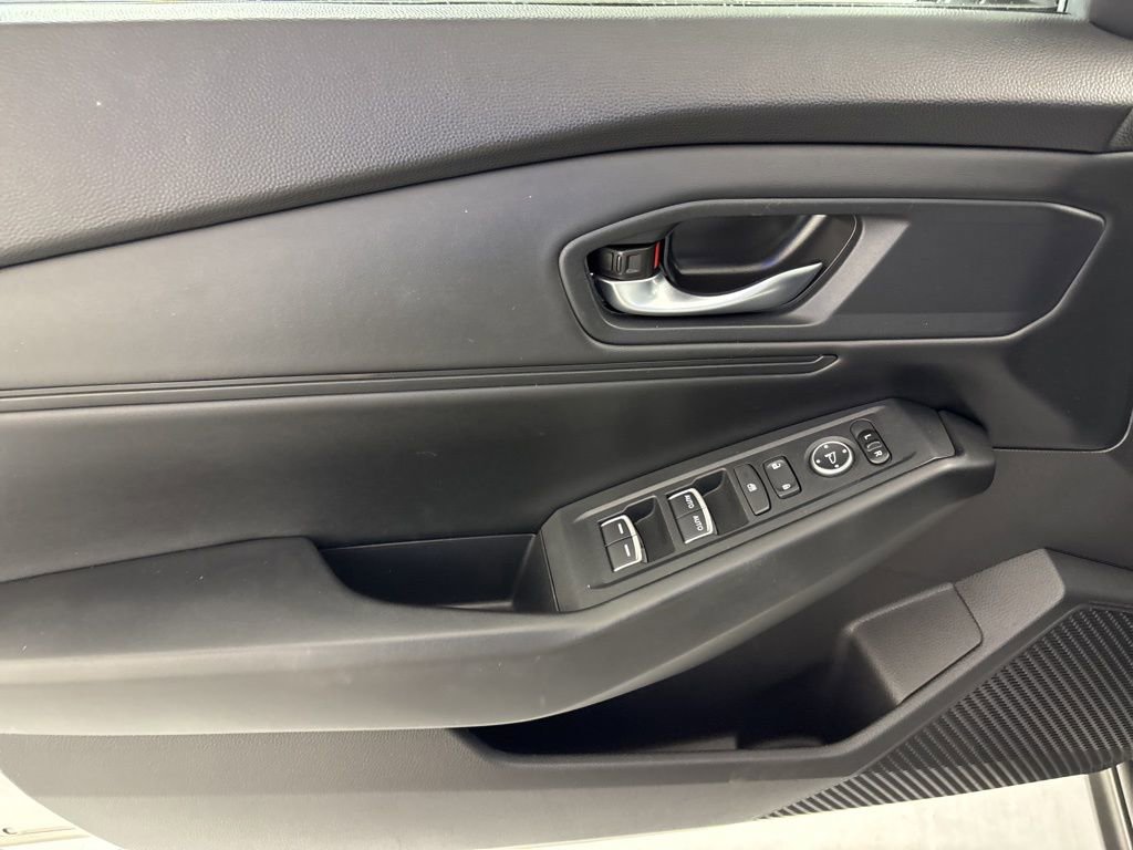 Used 2023 Honda Accord EX image 21