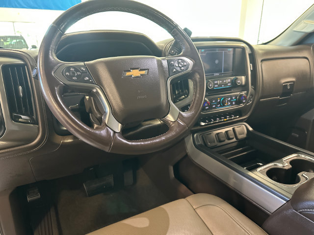 Used 2018 Chevrolet Silverado 1500 LTZ Z71 w/ LTZ Plus Package AWD/4WD image 13