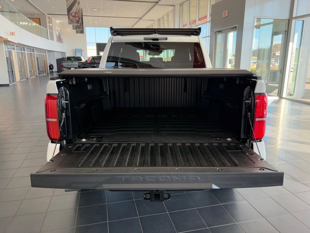 New 2025 Toyota Tacoma TRD Off-Road AWD/4WD image 6