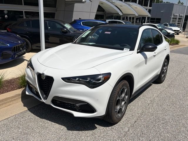 New 2026 Alfa Romeo Stelvio Sprint w/ Convenience Package AWD/4WD image 2