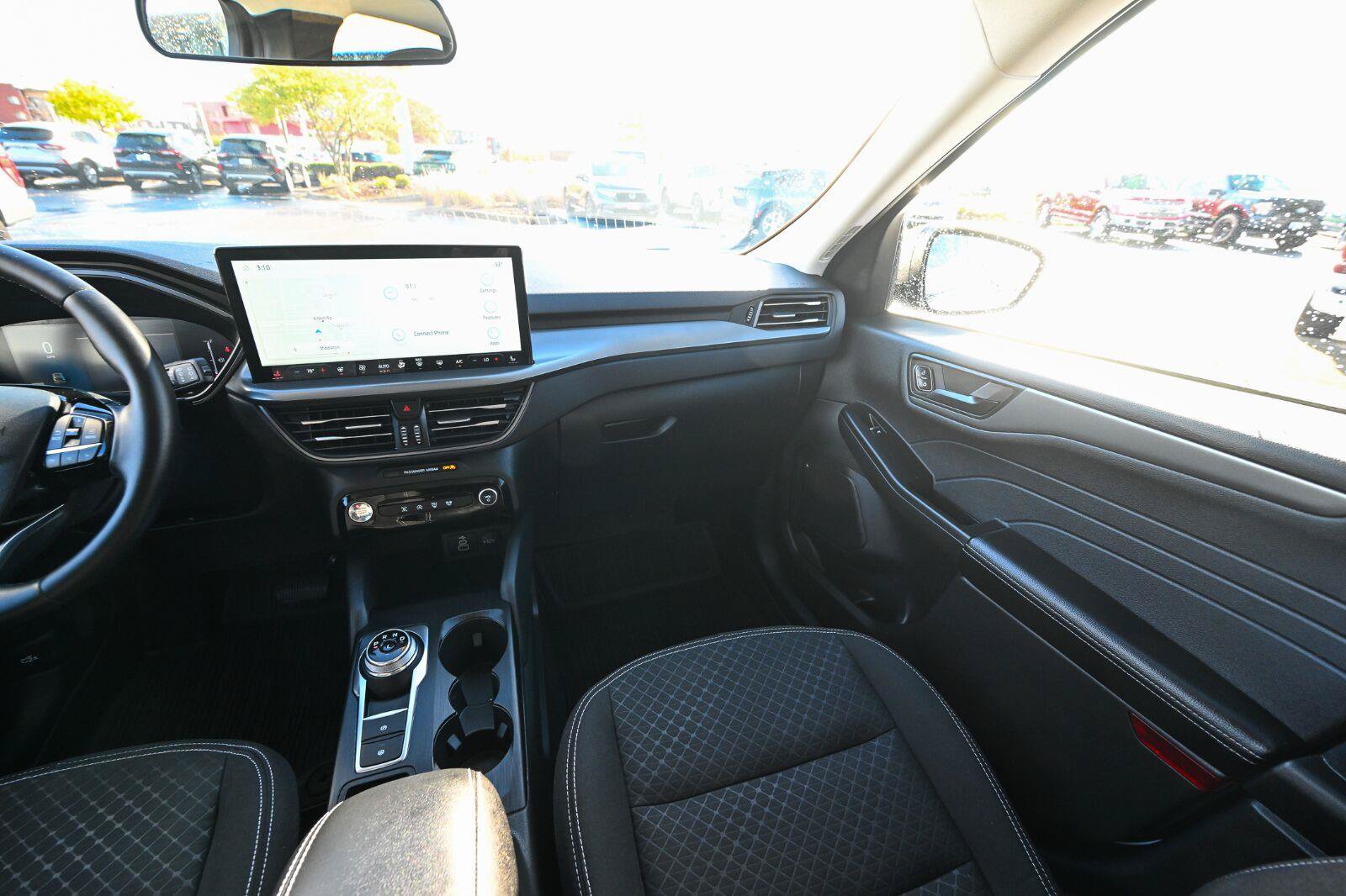 Used 2024 Ford Escape Active w/ Tech Pack #1 AWD/4WD image 35