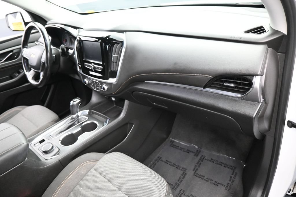 Used 2019 Chevrolet Traverse LT FWD image 42