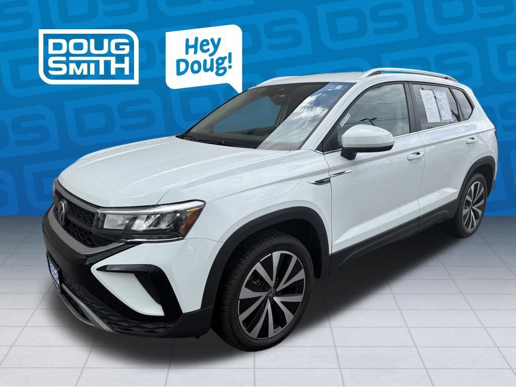 Used 2022 Volkswagen Taos SE w/ IQ.Drive SE Package