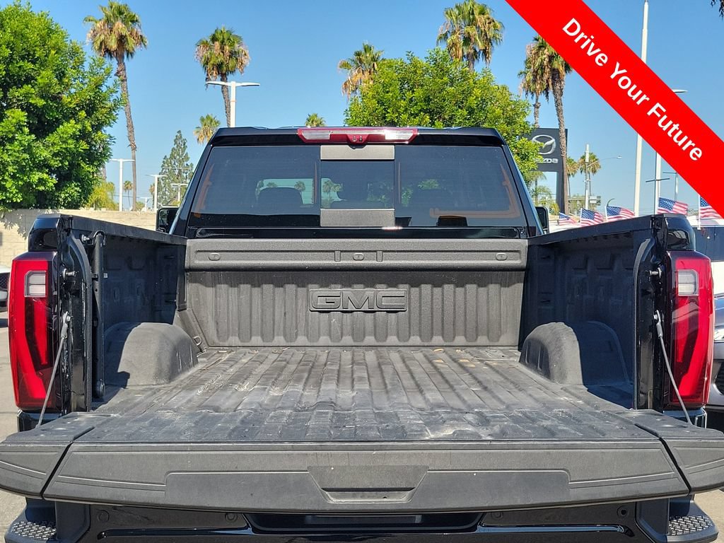 Used 2025 GMC Sierra 2500 Denali w/ Technology Package AWD/4WD image 26