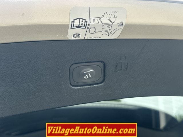 Used 2017 Ford Edge SEL w/ Utility Package FWD image 39