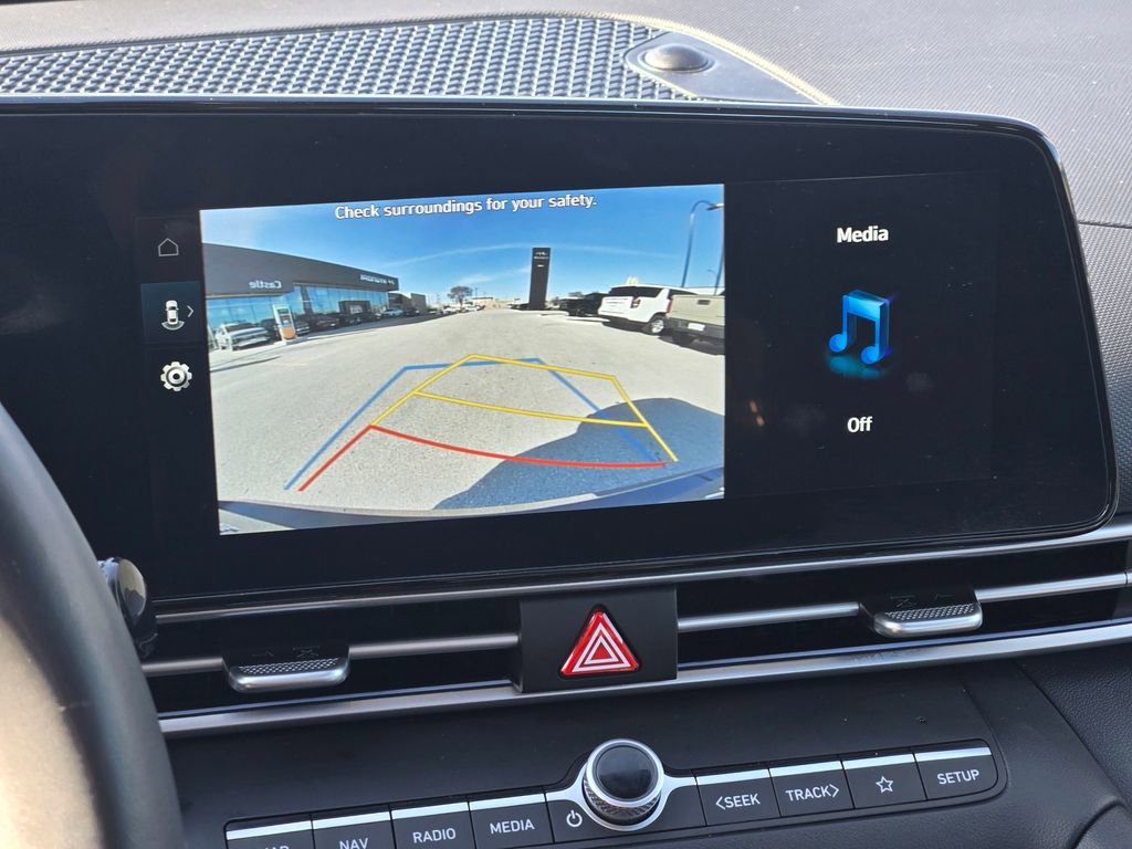 Used 2024 Hyundai Elantra SEL w/ Convenience Package image 35