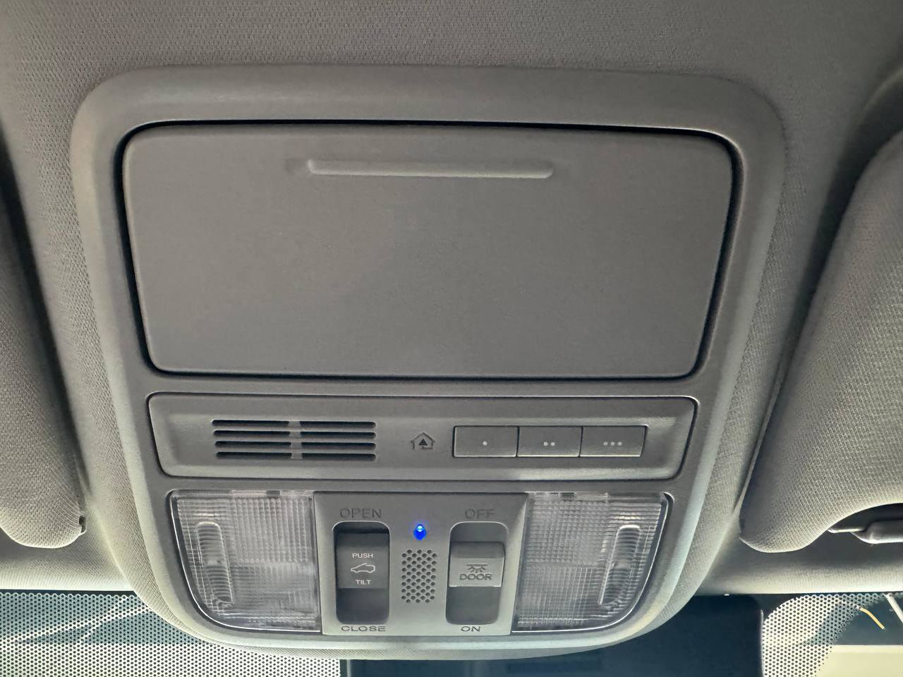 Used 2017 Honda Pilot Touring image 39