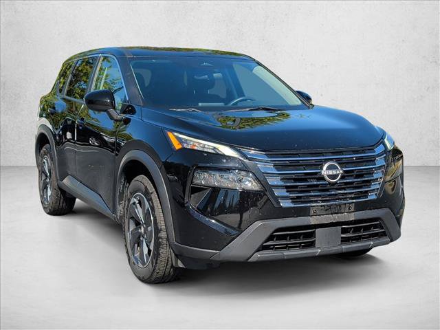 Used 2024 Nissan Rogue SV AWD/4WD image 3