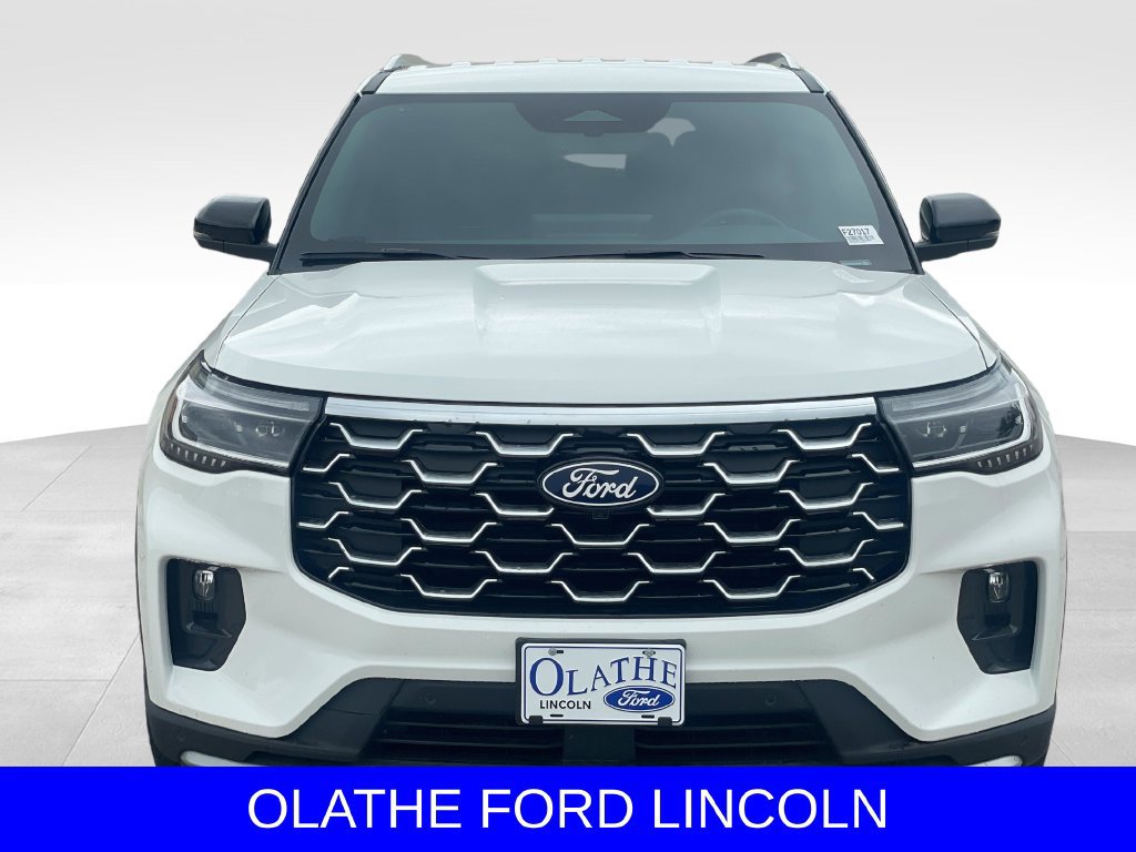 New 2027 Ford Explorer Platinum w/ LUX Leather Package AWD/4WD image 8