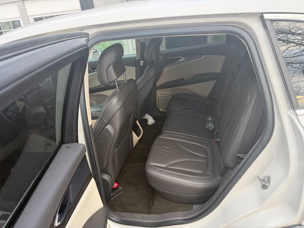 Used 2019 Lincoln Nautilus Select image 5