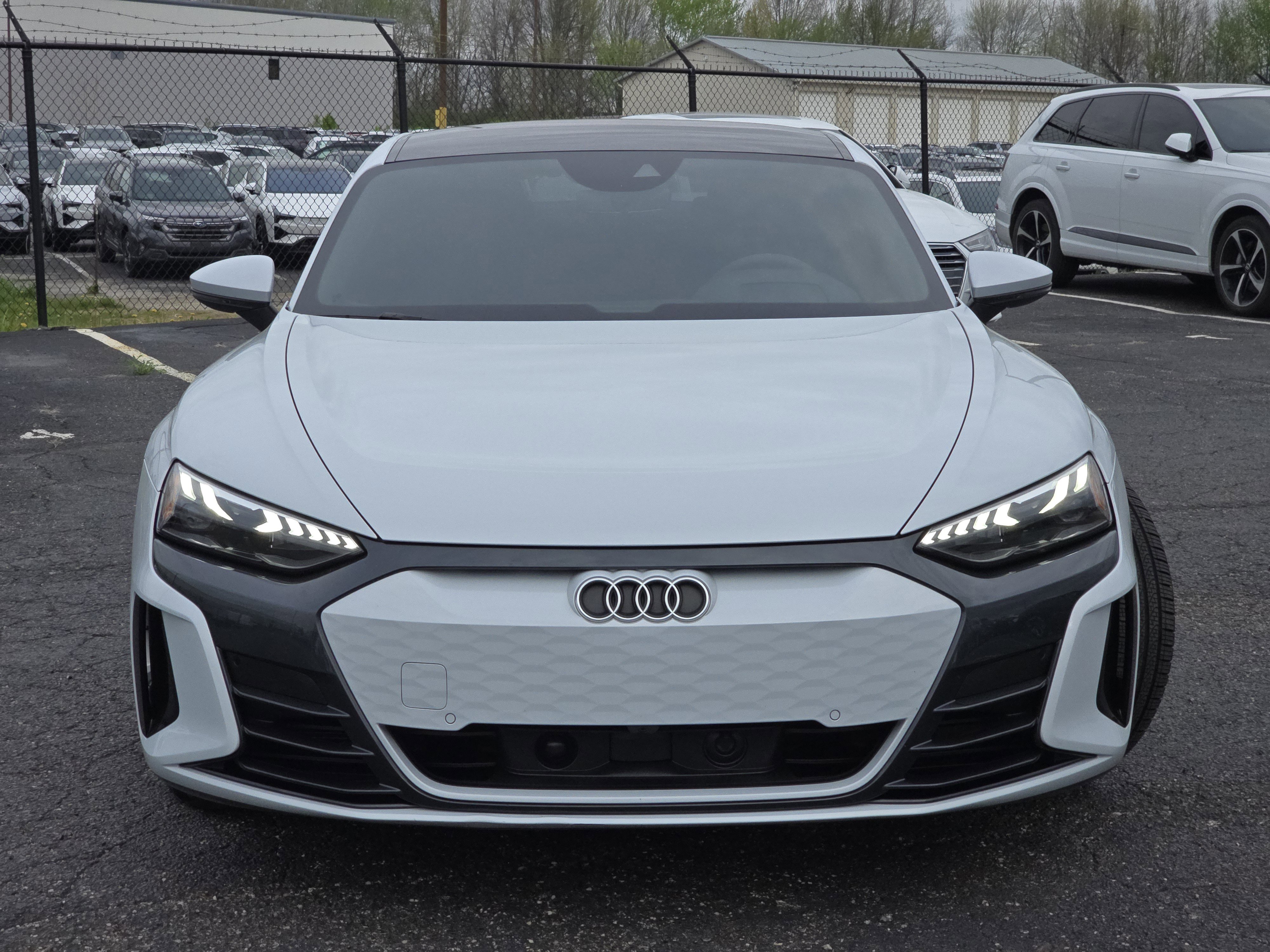 Certified 2023 Audi e-tron GT Premium Plus image 2