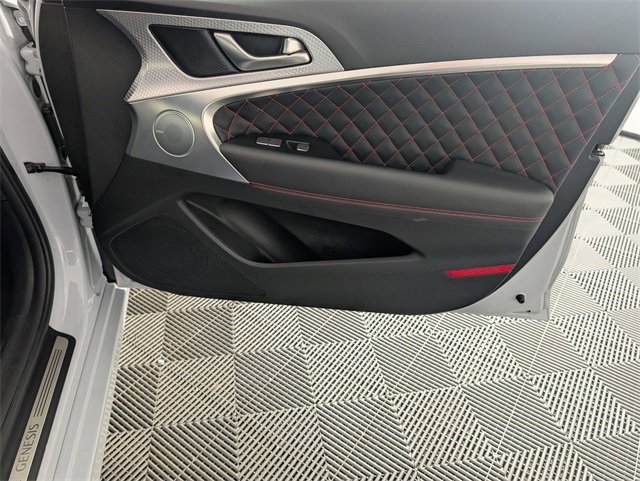 Used 2022 Genesis G70 3.3T image 33