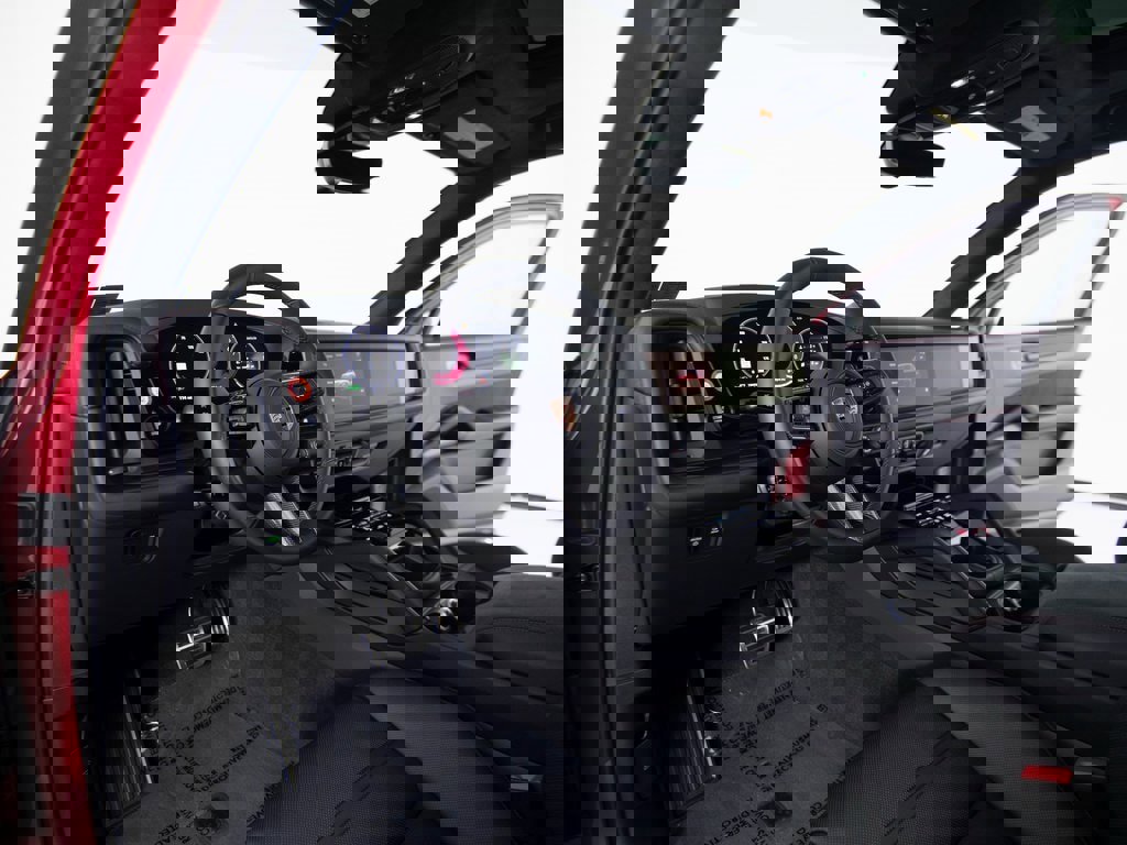 New 2026 Porsche Cayenne GTS image 17