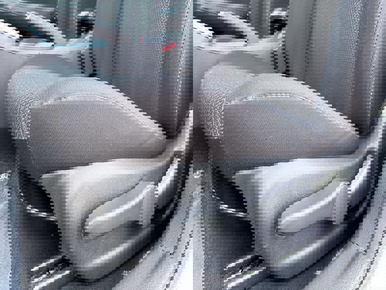 Used 2016 Nissan Sentra S image 18