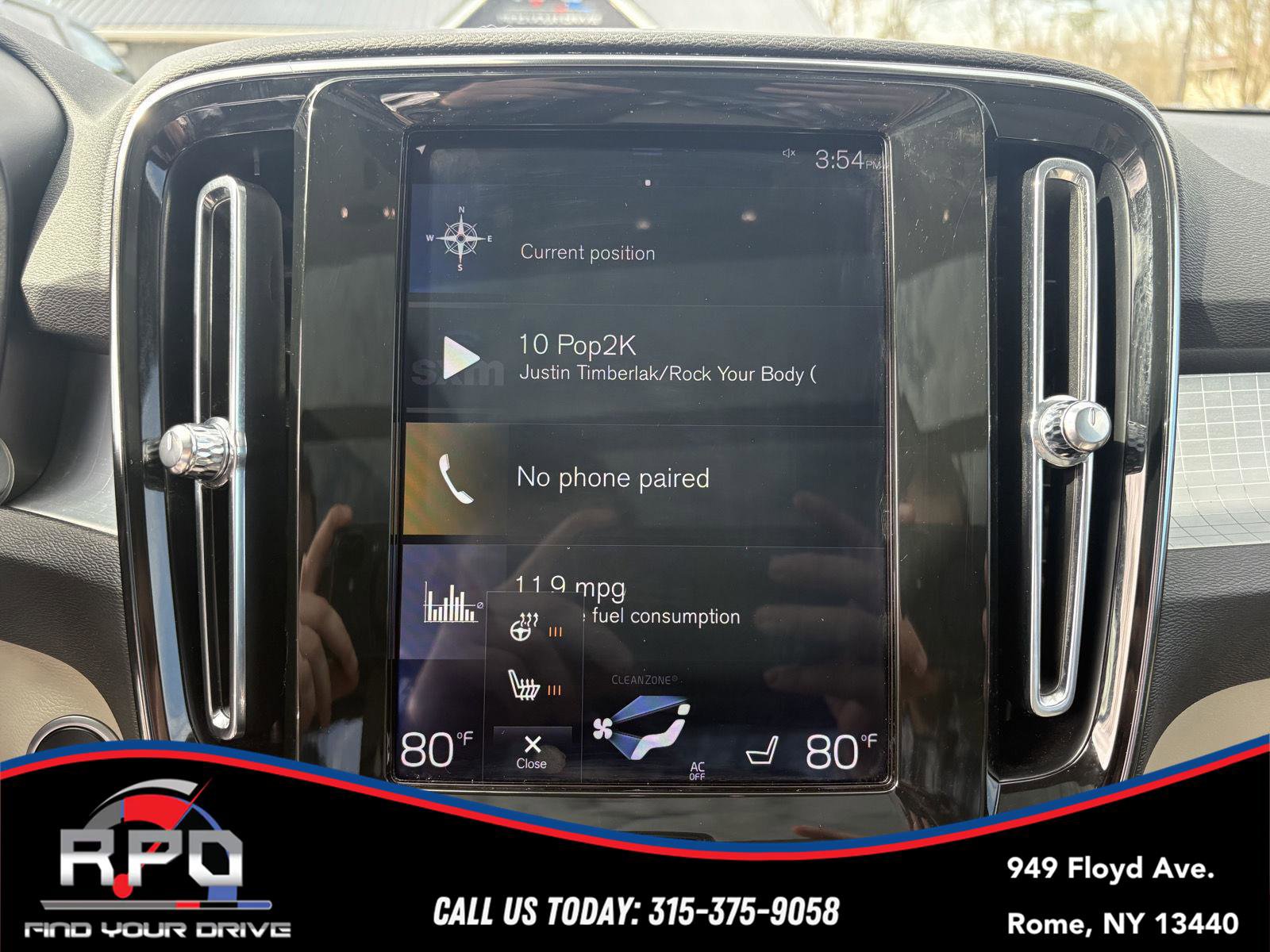 Used 2020 Volvo XC40 T5 Momentum AWD/4WD image 16