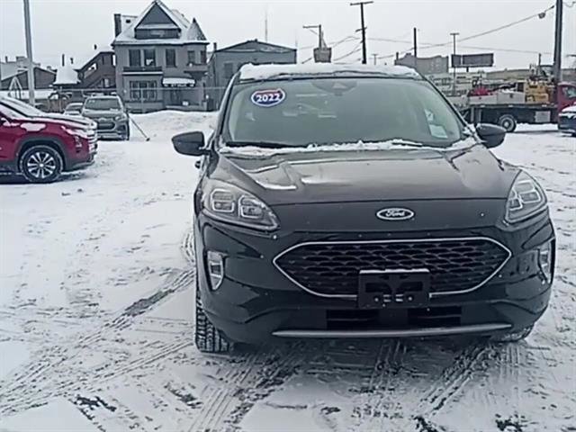 Used 2022 Ford Escape Titanium image 65