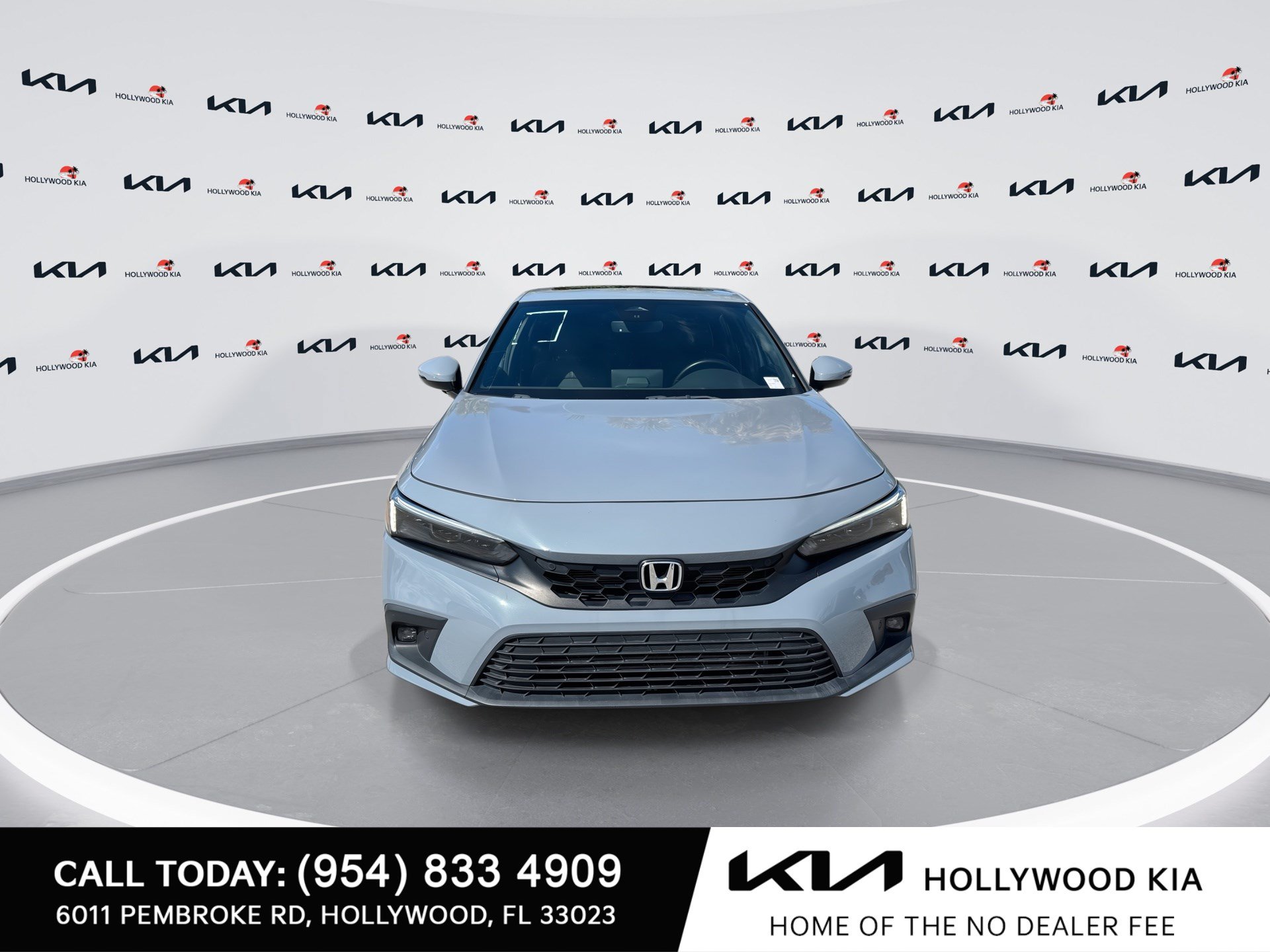 Used 2024 Honda Civic Sport Touring image 3