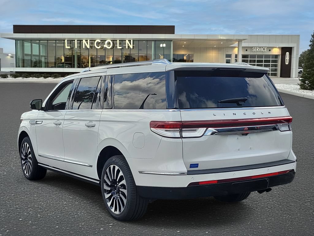 Certified 2023 Lincoln Navigator L Black Label AWD/4WD image 3