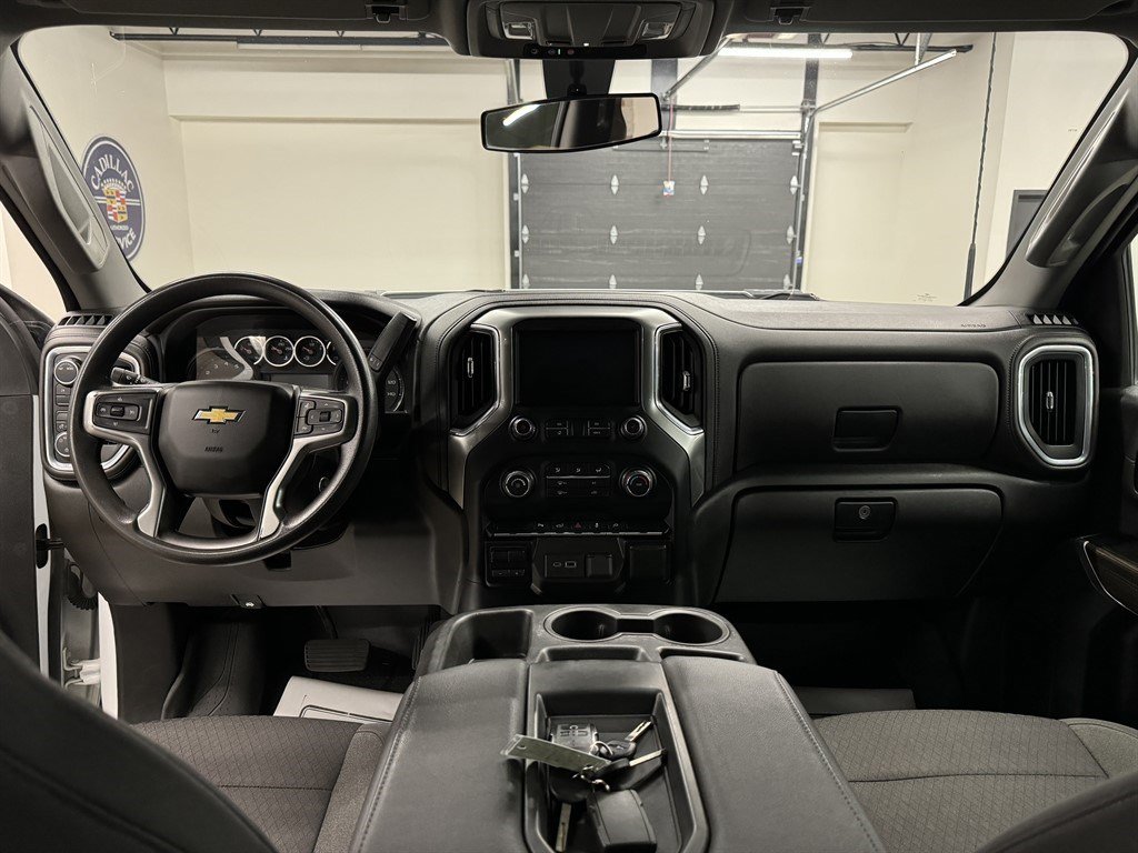 Used 2022 Chevrolet Silverado 2500 LT AWD/4WD image 28