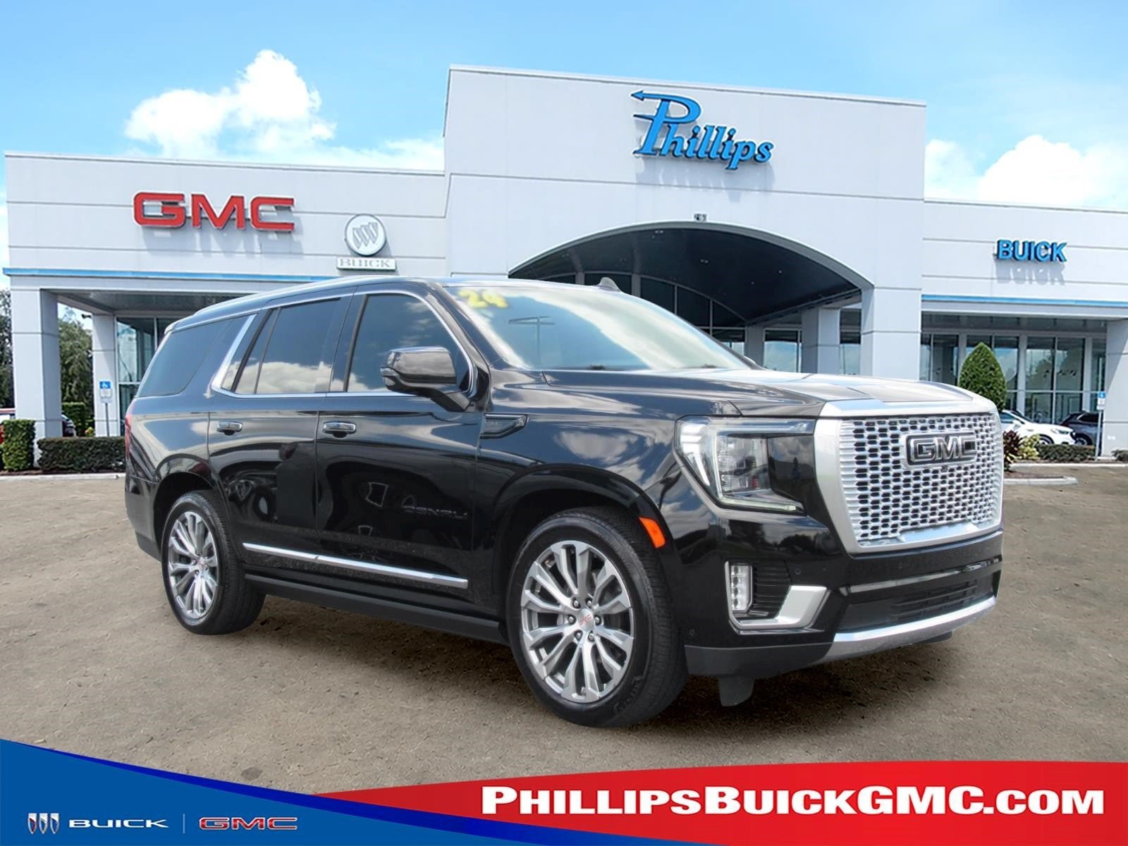 Used 2024 GMC Yukon Denali w/ Denali Reserve Package