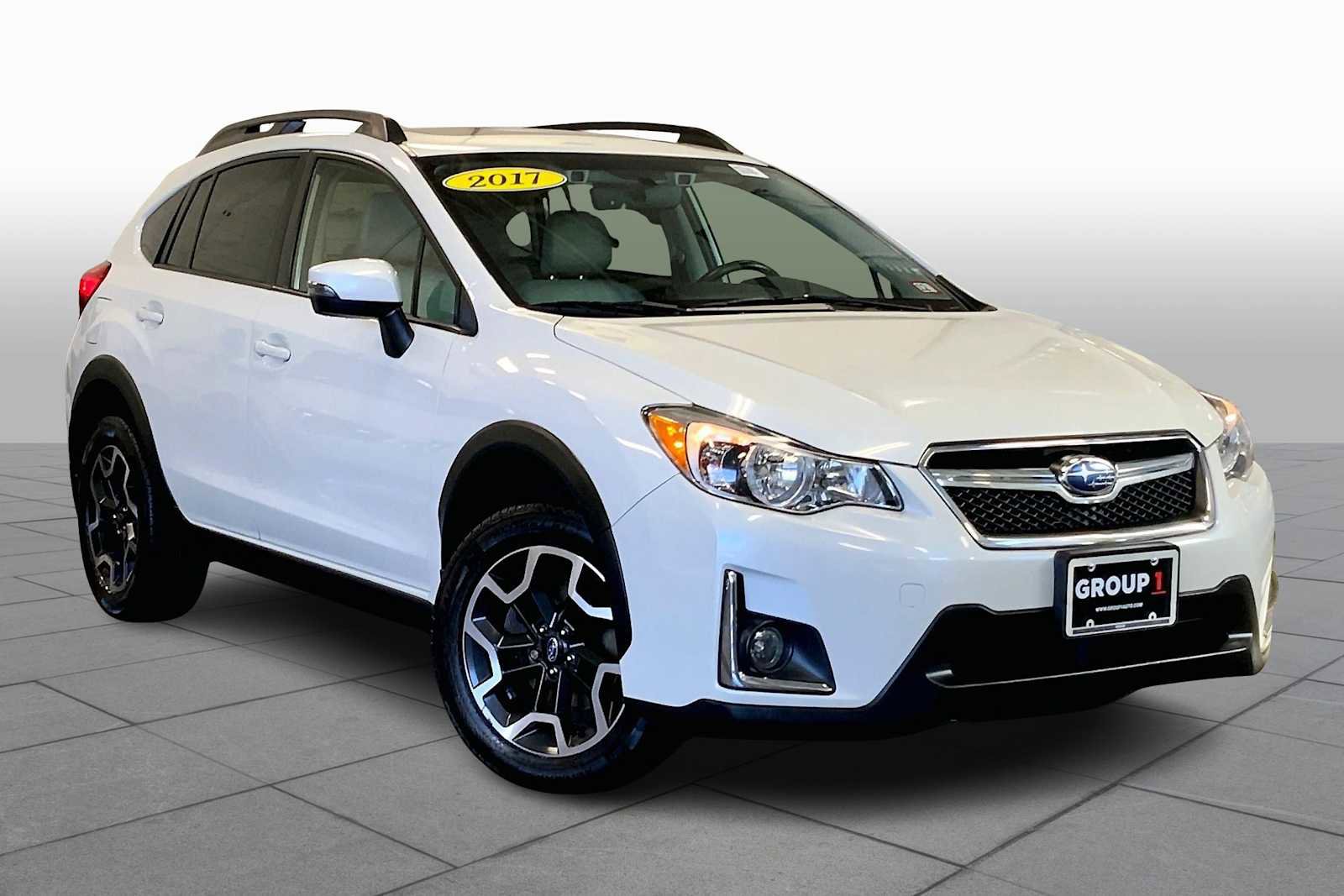 Used 2017 Subaru Crosstrek 2.0i Limited image 2