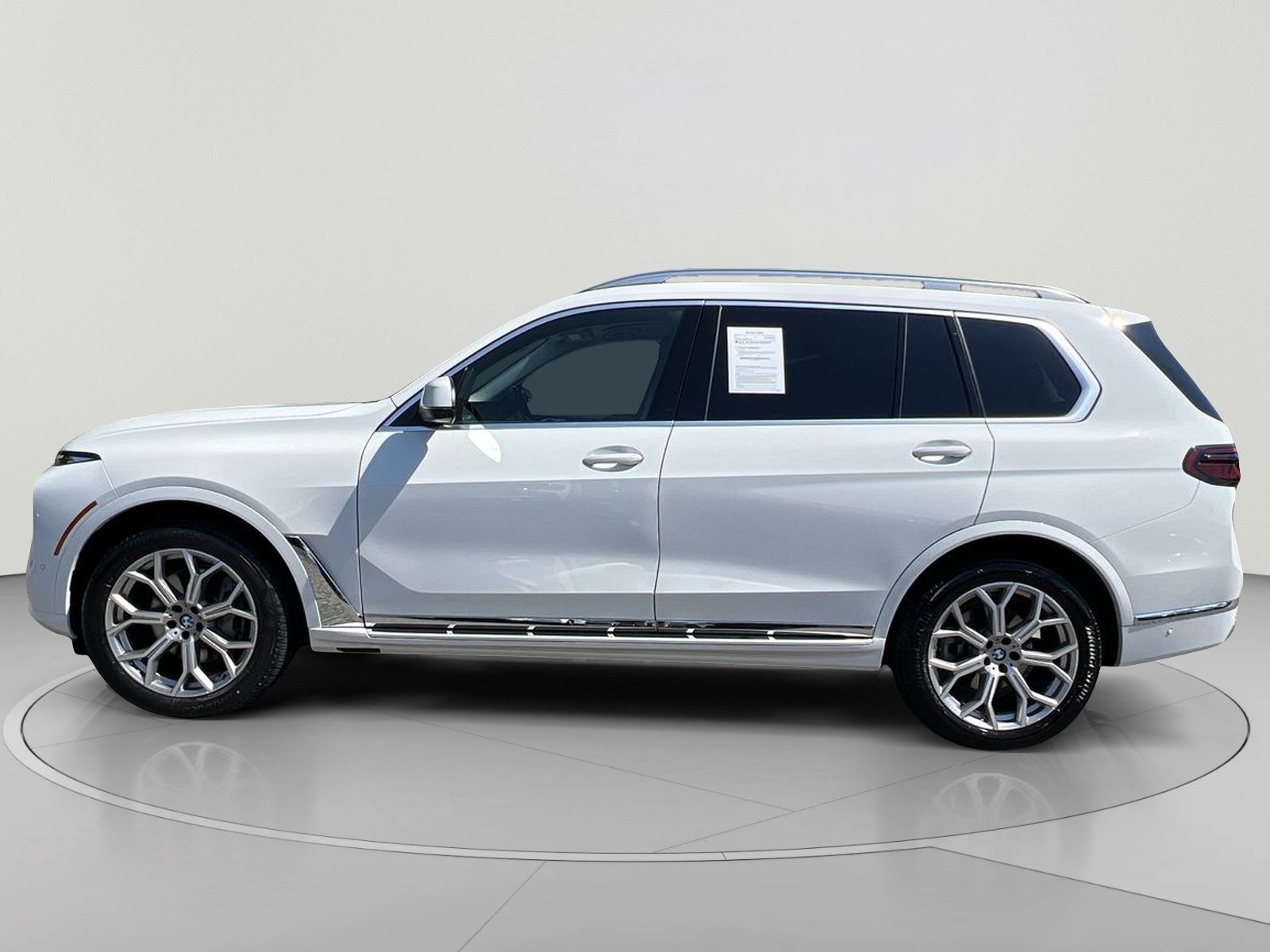 Used 2026 BMW X7 xDrive40i AWD/4WD image 2