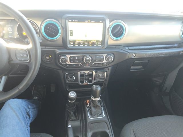 Certified 2023 Jeep Wrangler Unlimited w/ Sun & Screen Package image 23