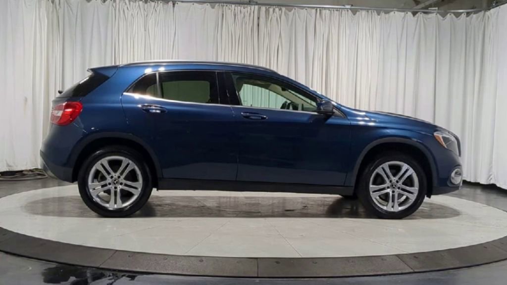 Used 2019 Mercedes-Benz GLA 250 4MATIC image 9