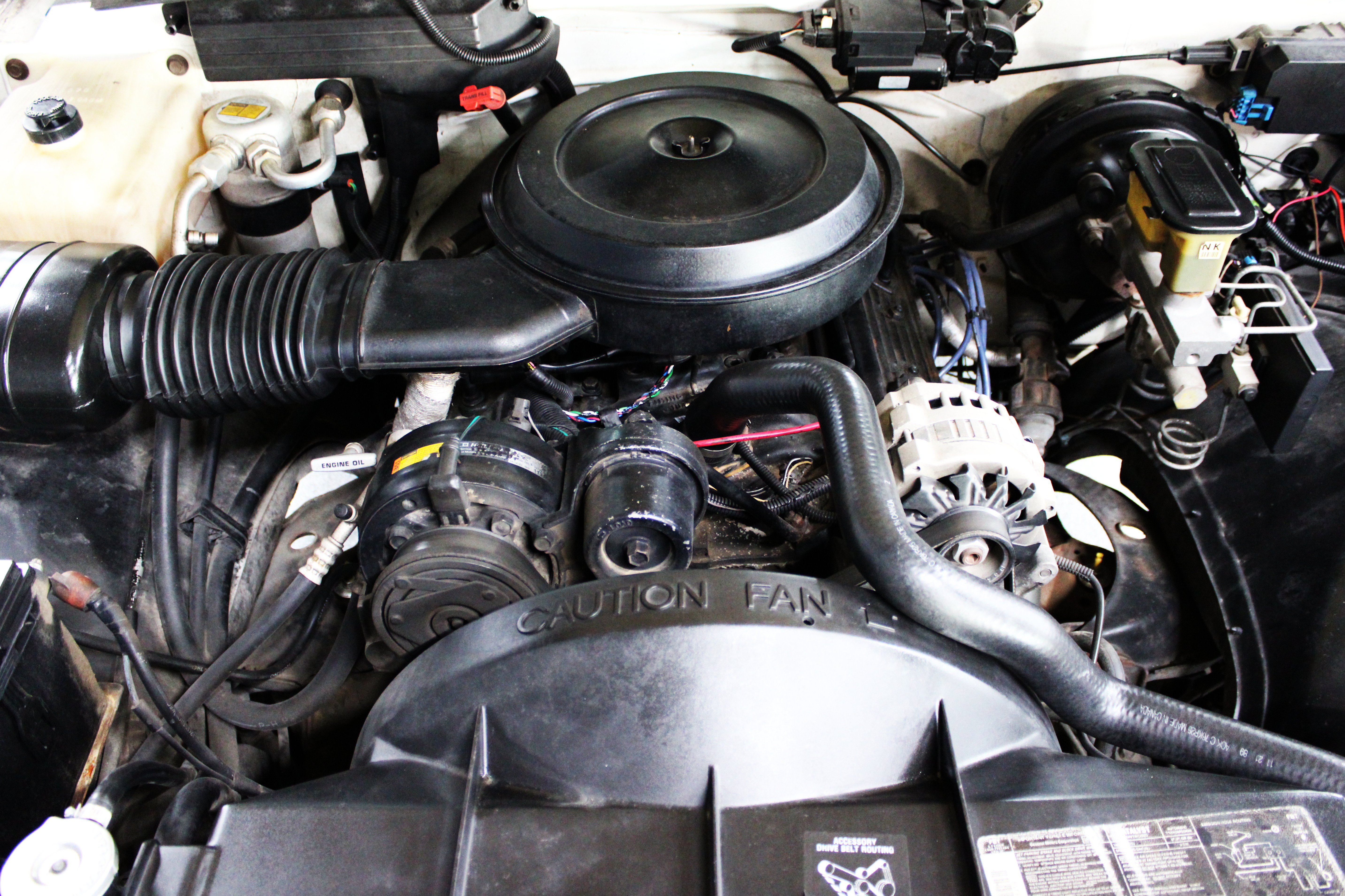 Used 1990 Chevrolet Silverado 1500 2WD Extended Cab image 31