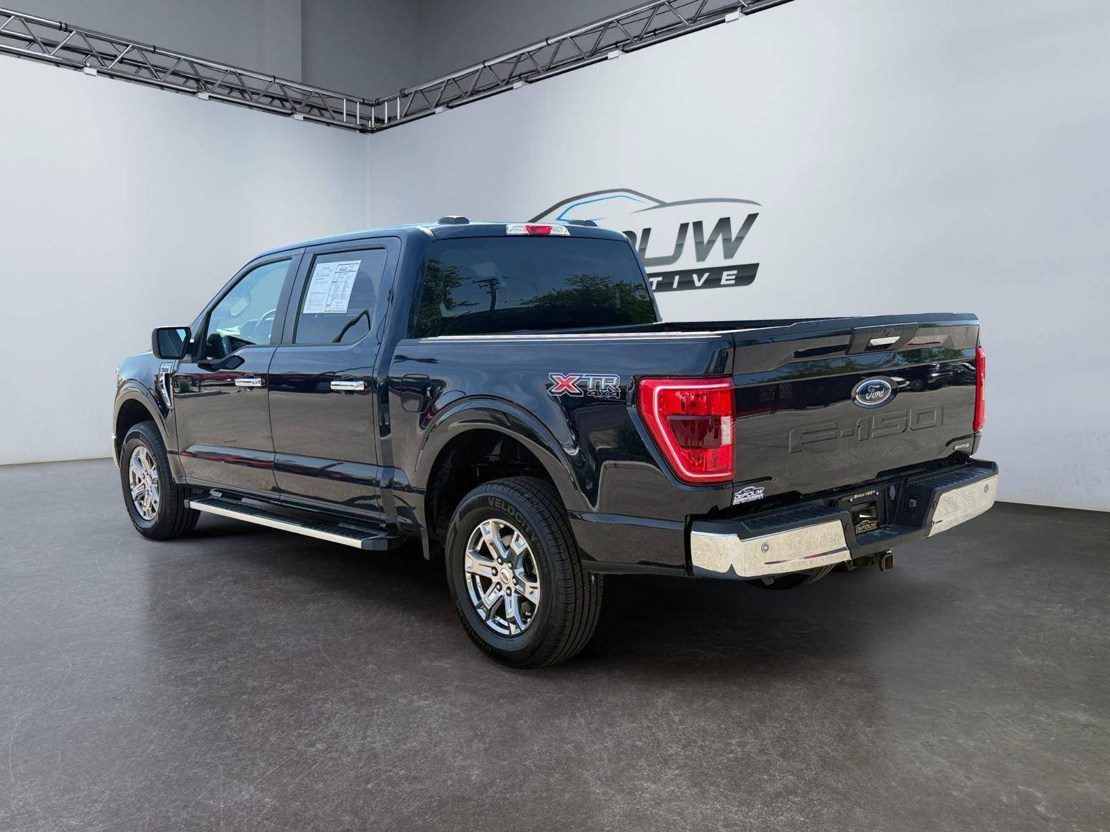 Used 2023 Ford F150 XLT w/ XTR Package AWD/4WD image 5