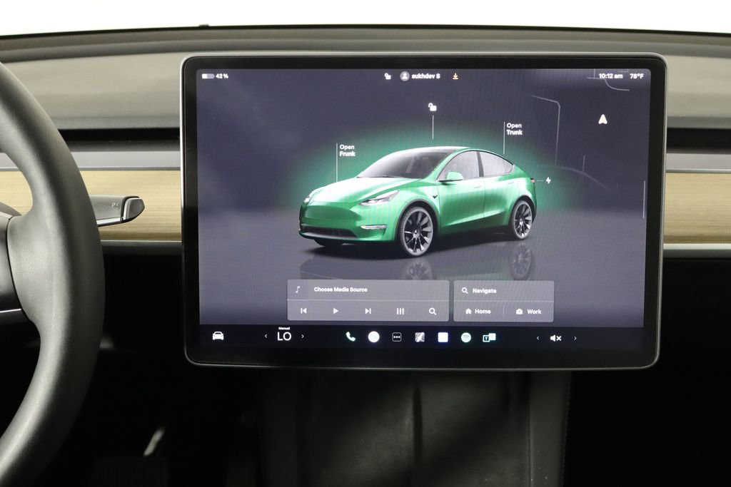 Used 2023 Tesla Model Y Long Range AWD/4WD image 26