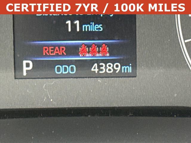 Used 2025 Toyota Corolla LE FWD image 28