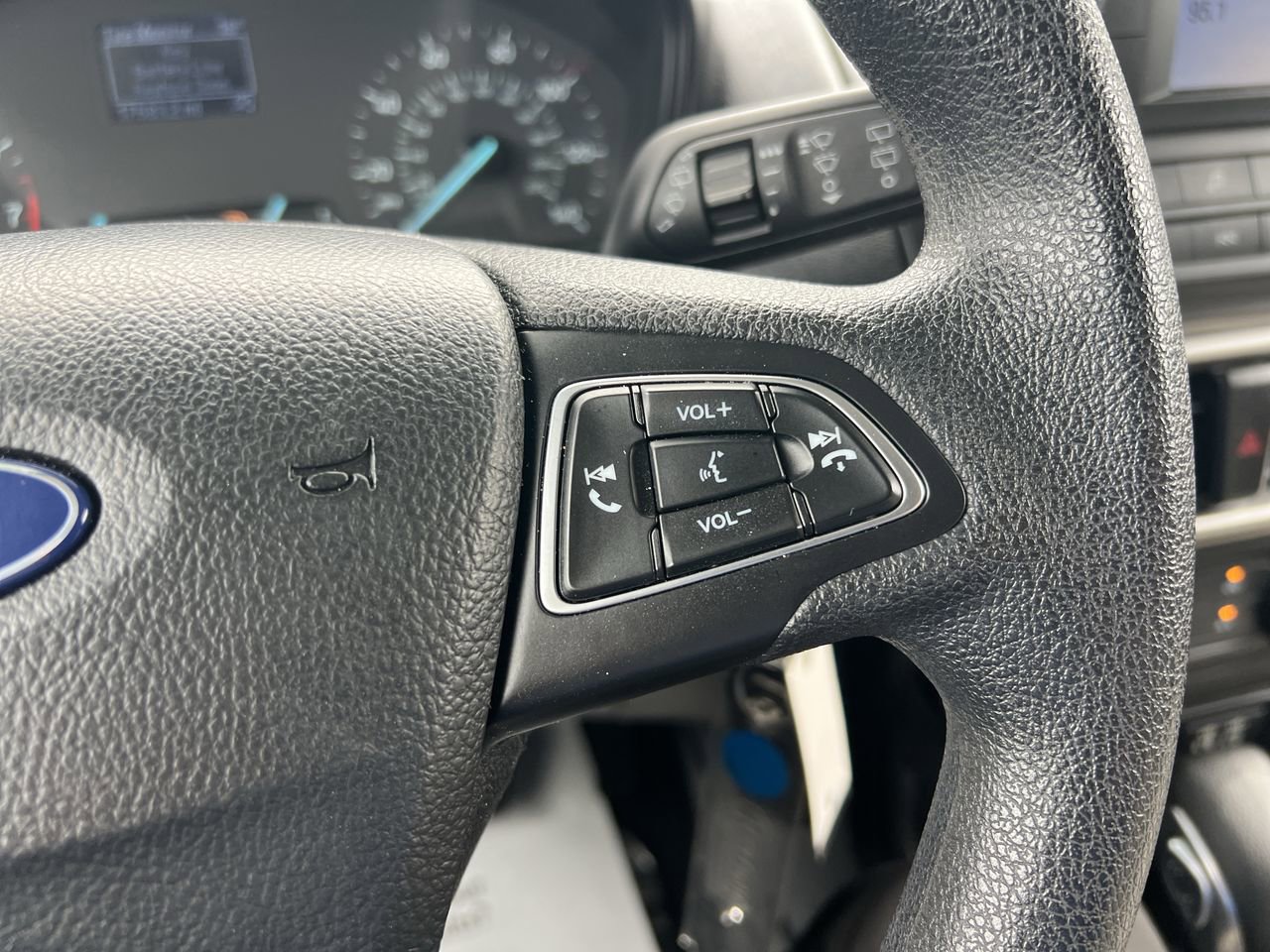 Used 2021 Ford EcoSport S image 20