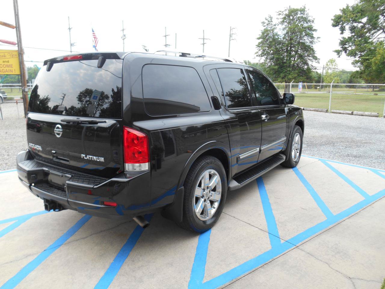 Used 2011 Nissan Armada Platinum w/ 2nd Row Captain Seat Pkg AWD/4WD image 3