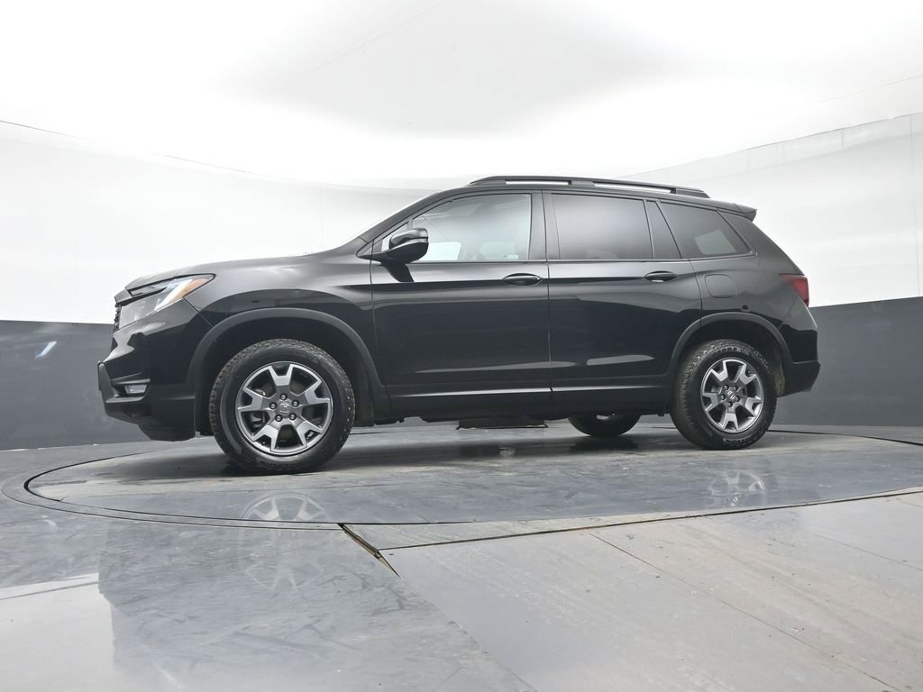 Certified 2023 Honda Passport TrailSport image 36